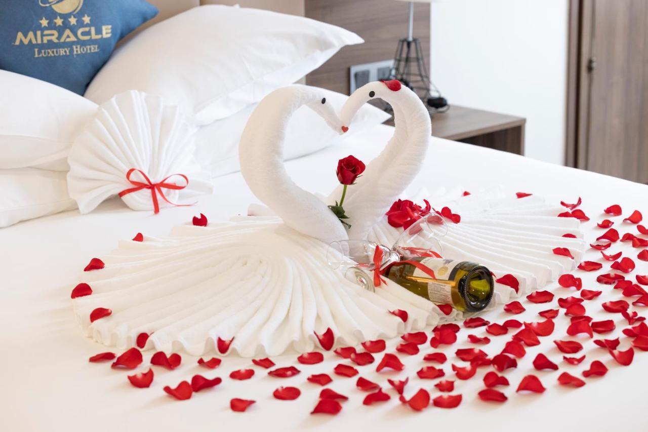 Miracle Luxury Nha Trang Hotel Exterior photo